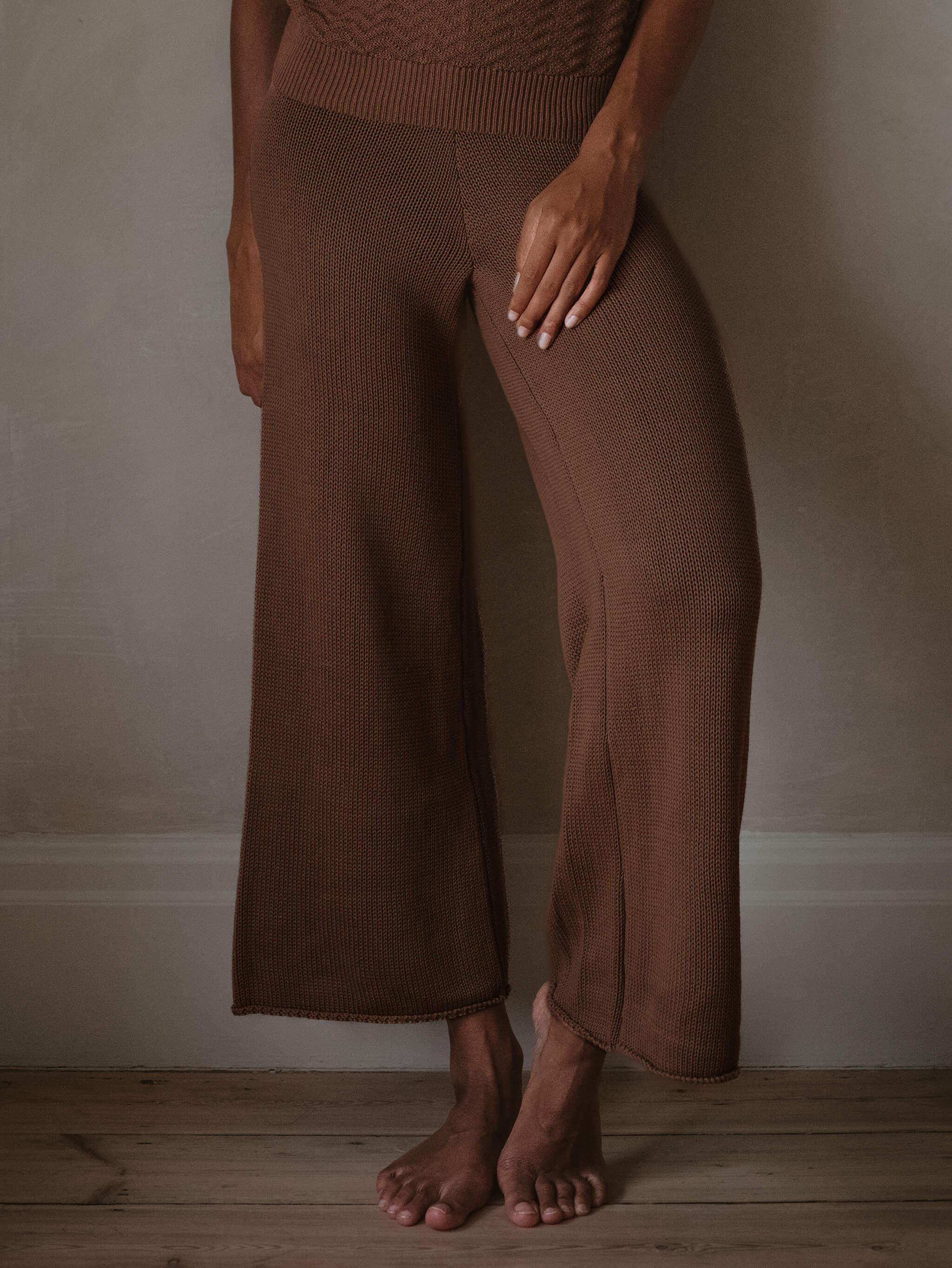 Sustainable Women's Clothing - The Simple Folk