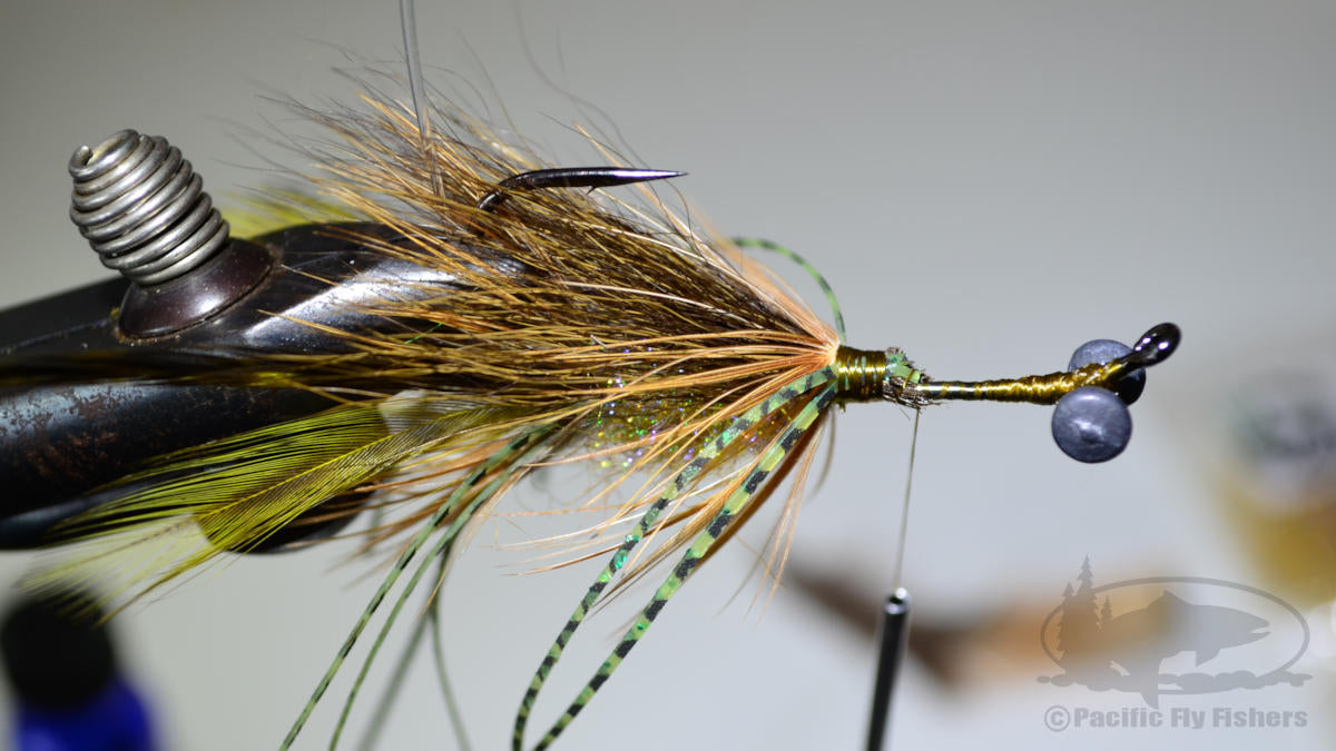 How to Tie The Mega Craw - Crayfish Bass Fly