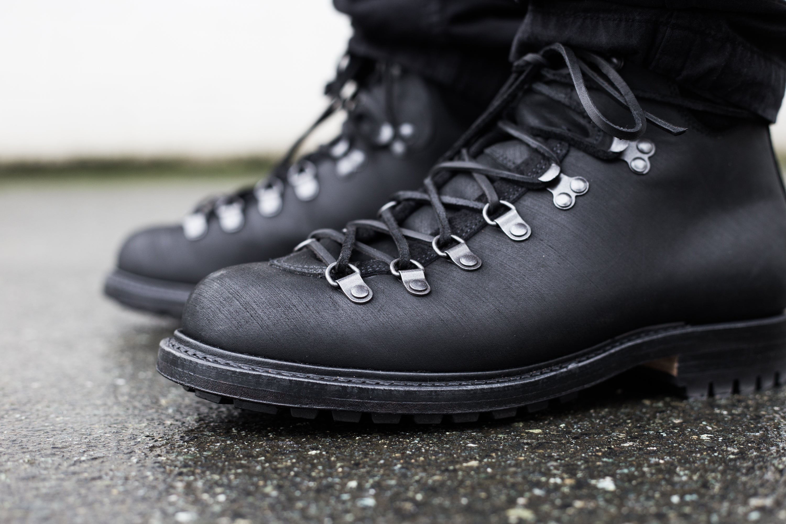 Pachena Bay Black Rubberized – VIBERG