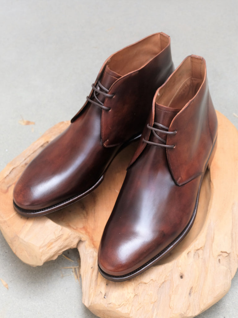 shell cordovan chukka boots