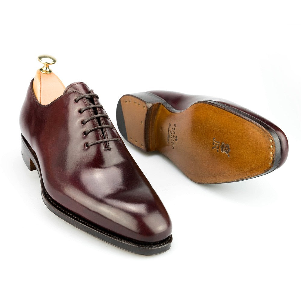 burgundy wholecut shoes