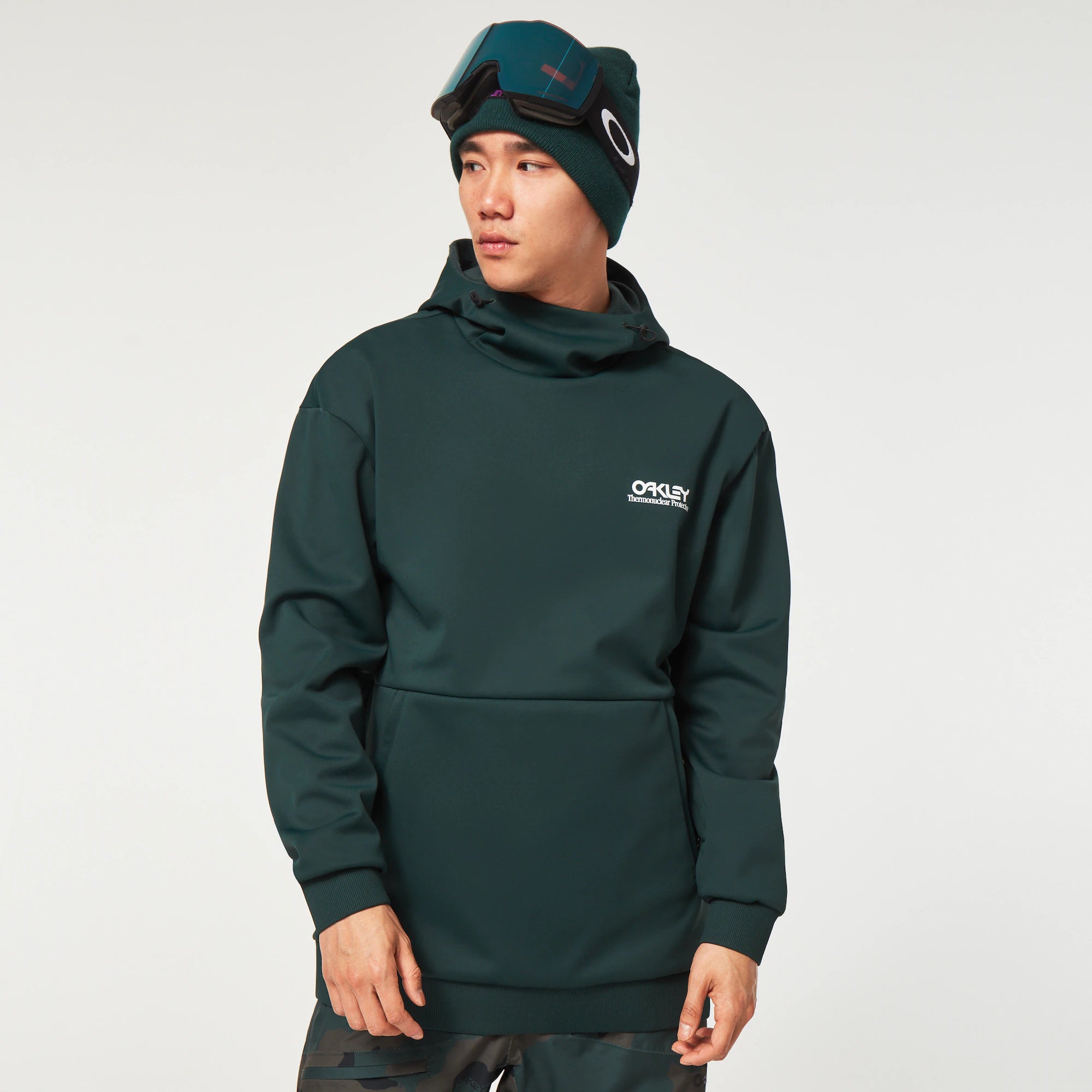 Oakley Park RC Softshell Hoodie 2023 – The Ski Chalet