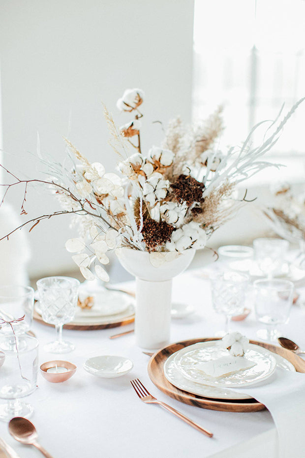 2022 Winter Wedding Tablescape Ideas & Decorations