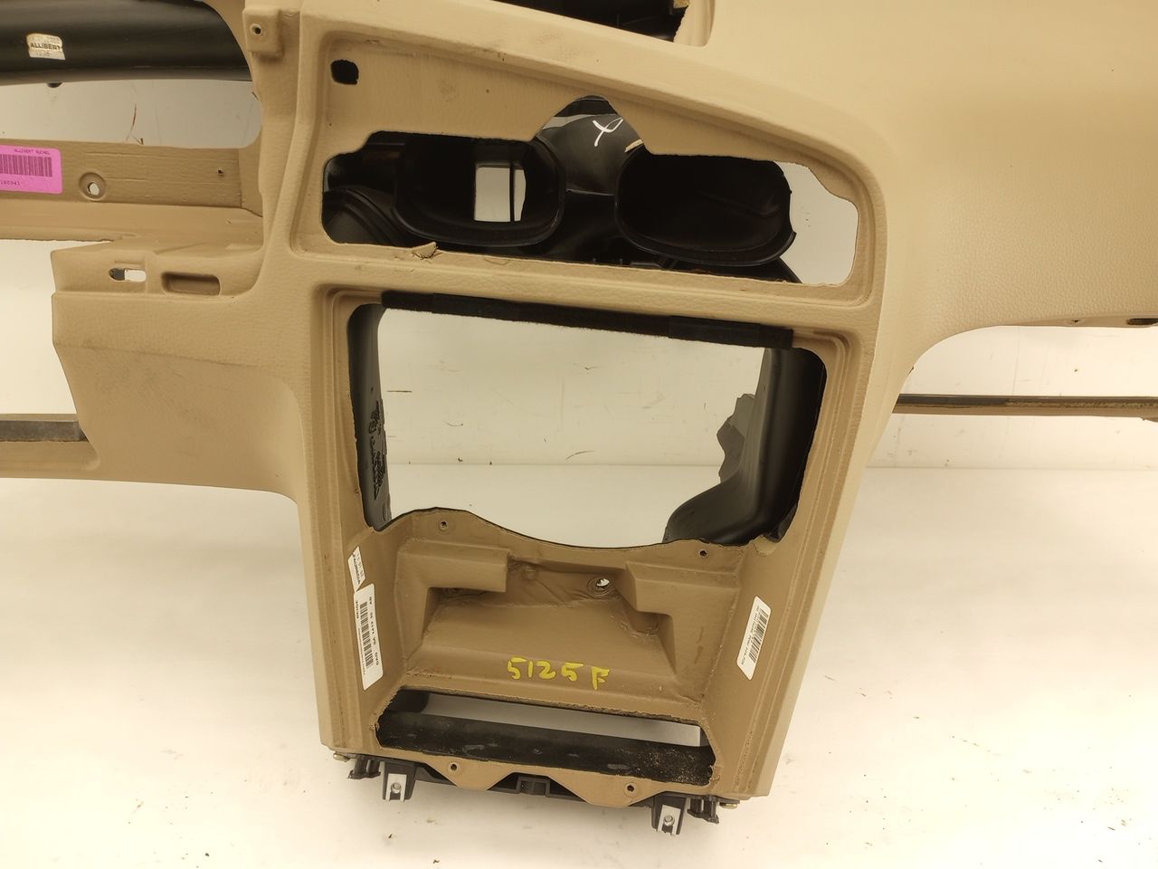 PLAYGROUND Volvo XC70 Dash Panel