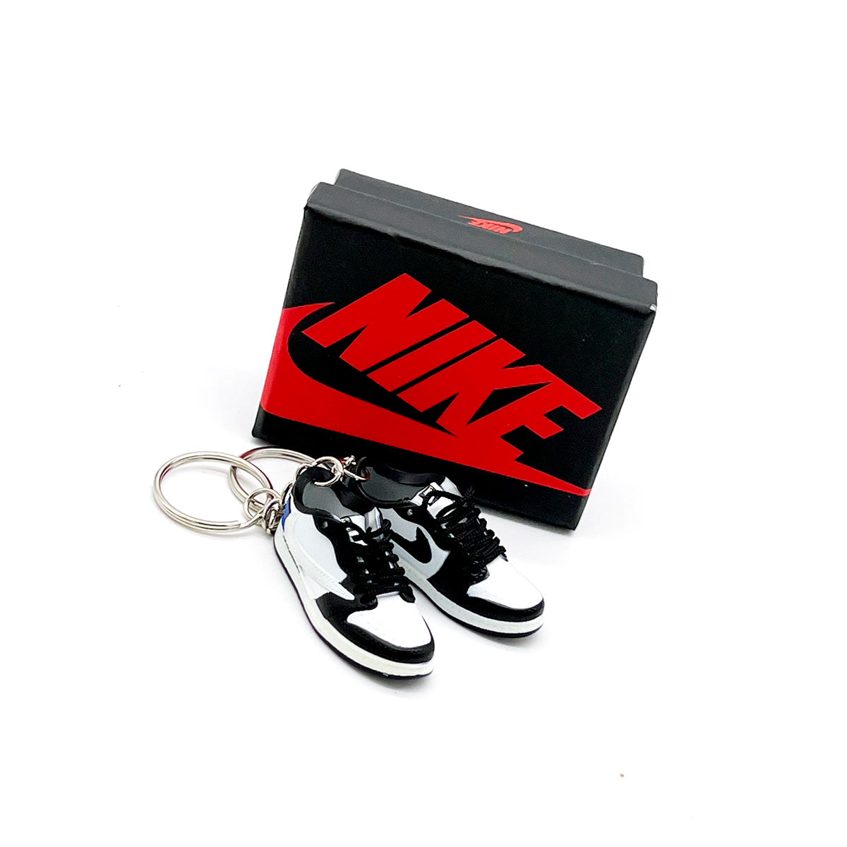 NTWRK - 3D Sneaker Keychain- Air Jordan 11 Concord Pair