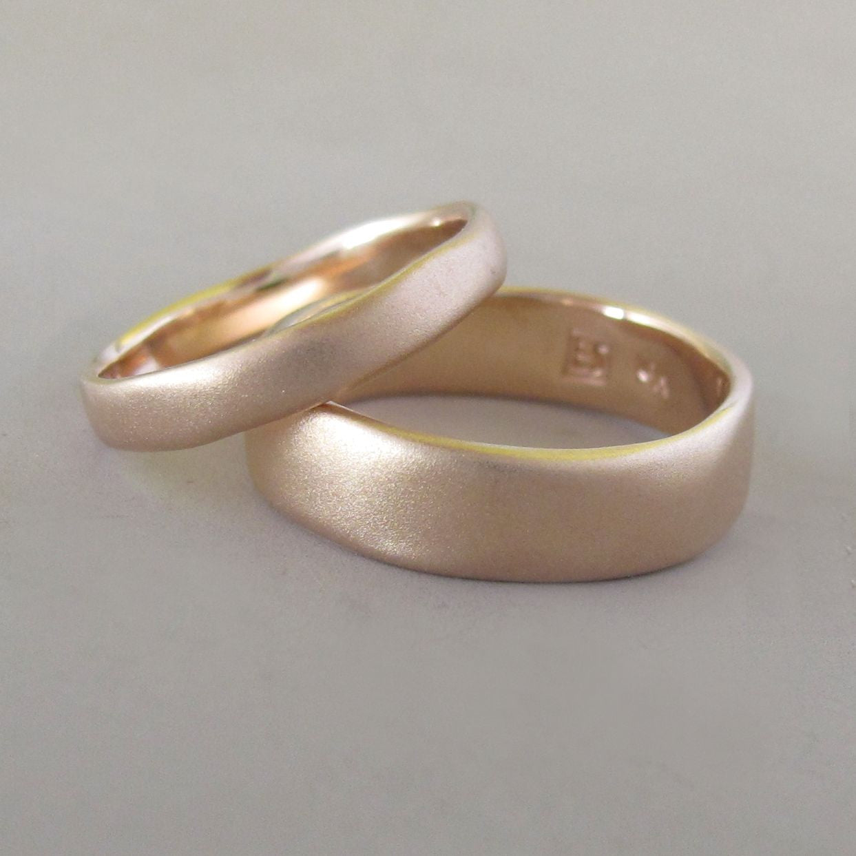 River Wedding Band in 14k Rose Gold 