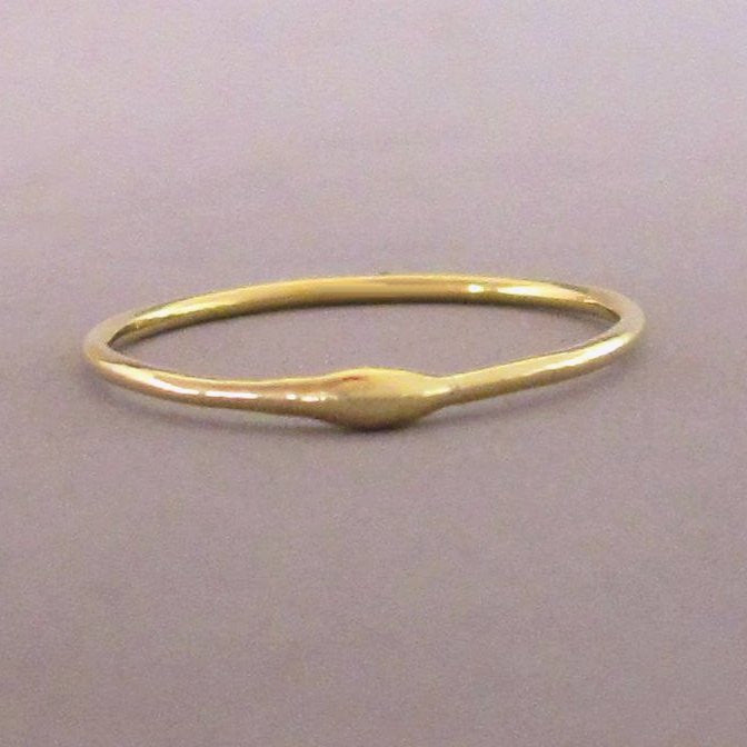 22k Gold Stacking Ring - Rain