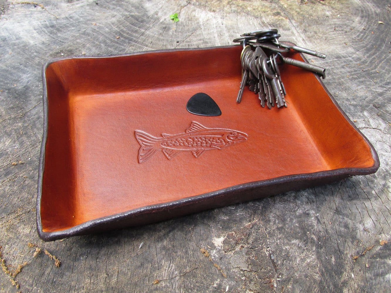 Leather Valet Trout Motif Four Robins Leather