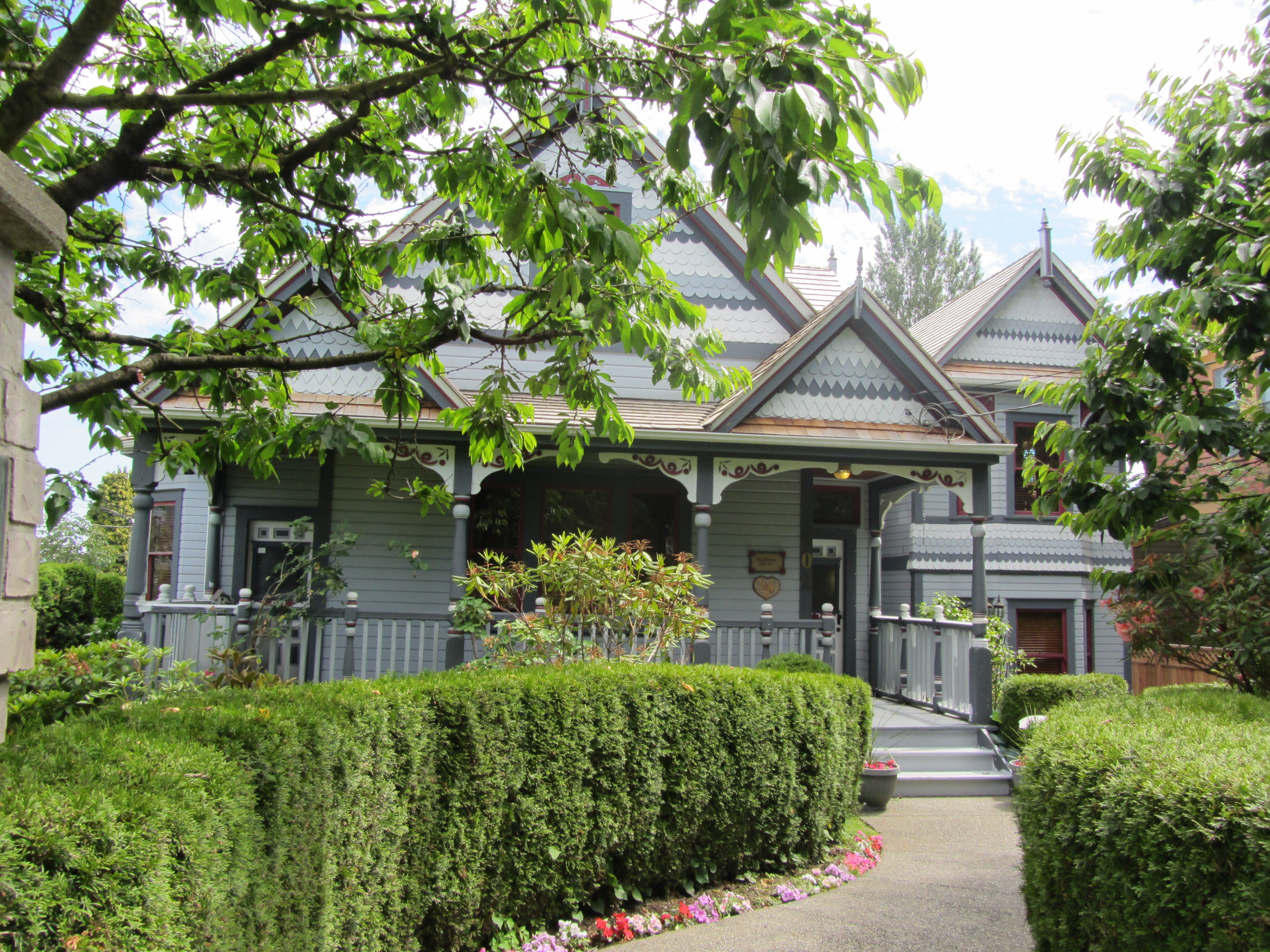 Heritage Home in the neighbourhood of Queen's Park, New Westminster BC