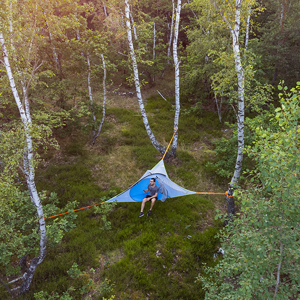 couple in a hammock