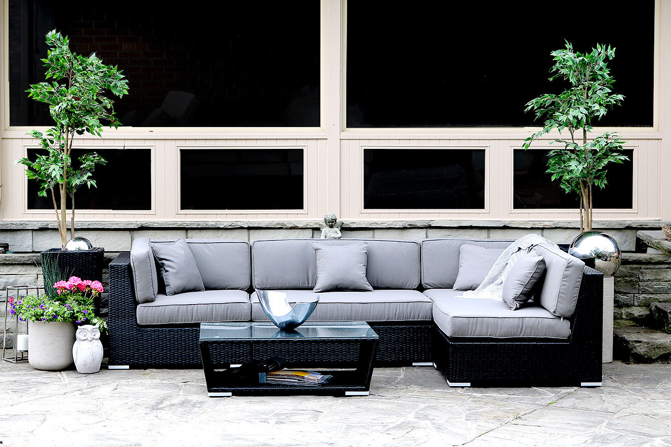 Outdoor Patio Furniture Sectional with Sunbrella | Lovett Vente Open