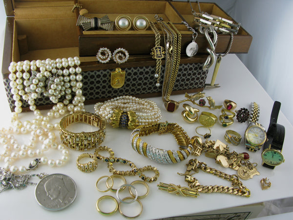 Jewelry Box and Estate Evaluation 