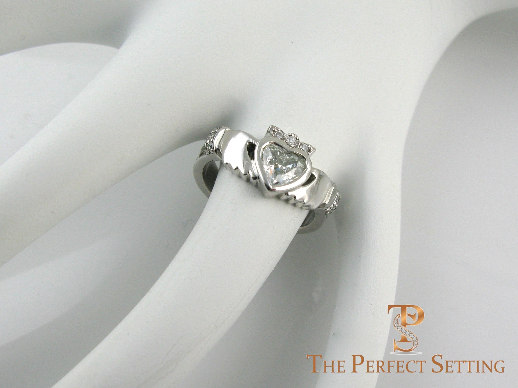 engagement-ring-oval-diamond-celtic-knot-engagement-ring-in-14k-yellow