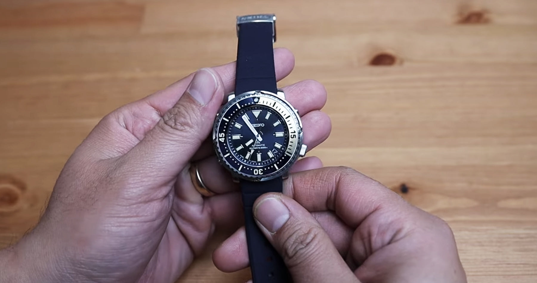 Unboxing Seiko Prospex Street Series Baby Tuna SBDY073 Diver Watch wit –  Gnomon Watches
