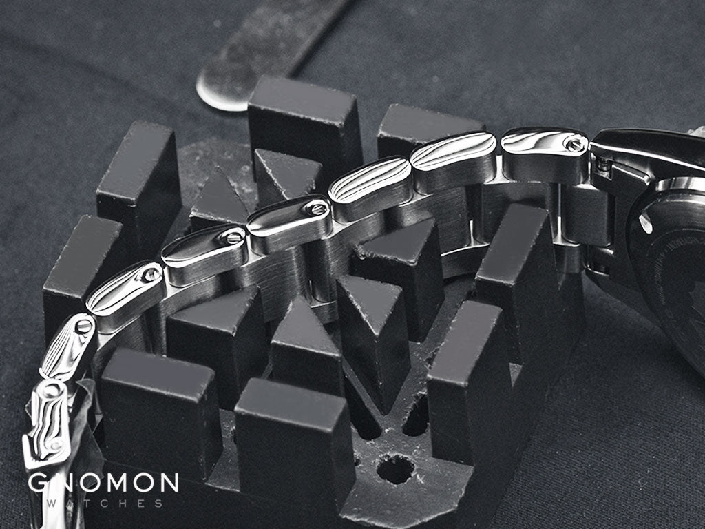 A Guide To Metal Watch Bracelet — Nomad360