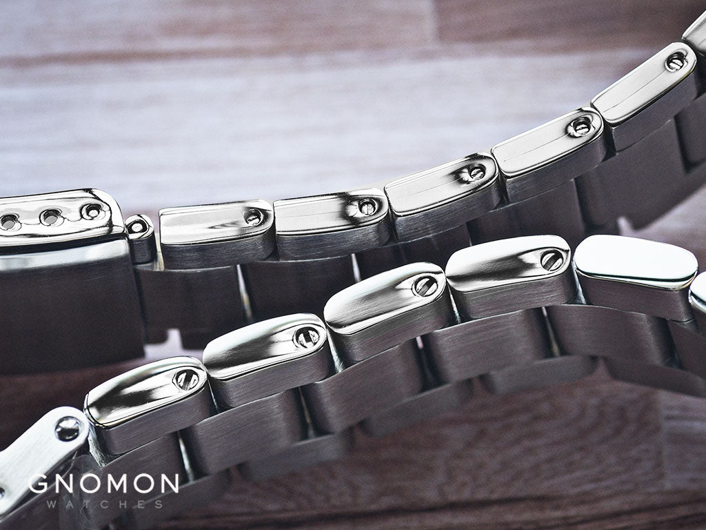 How To Size a Metal Bracelet Vol. 1: Screw-In Links – Gnomon Watches