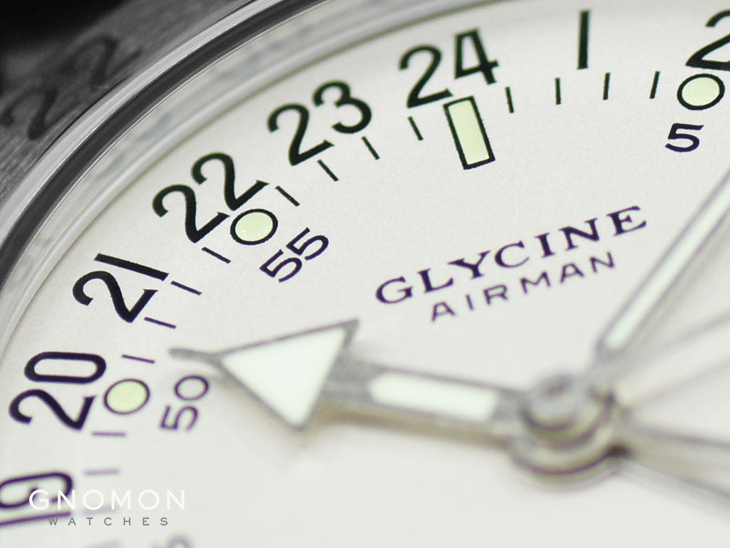 The  24-hour rotating bezel of Glycine Airman No. 1