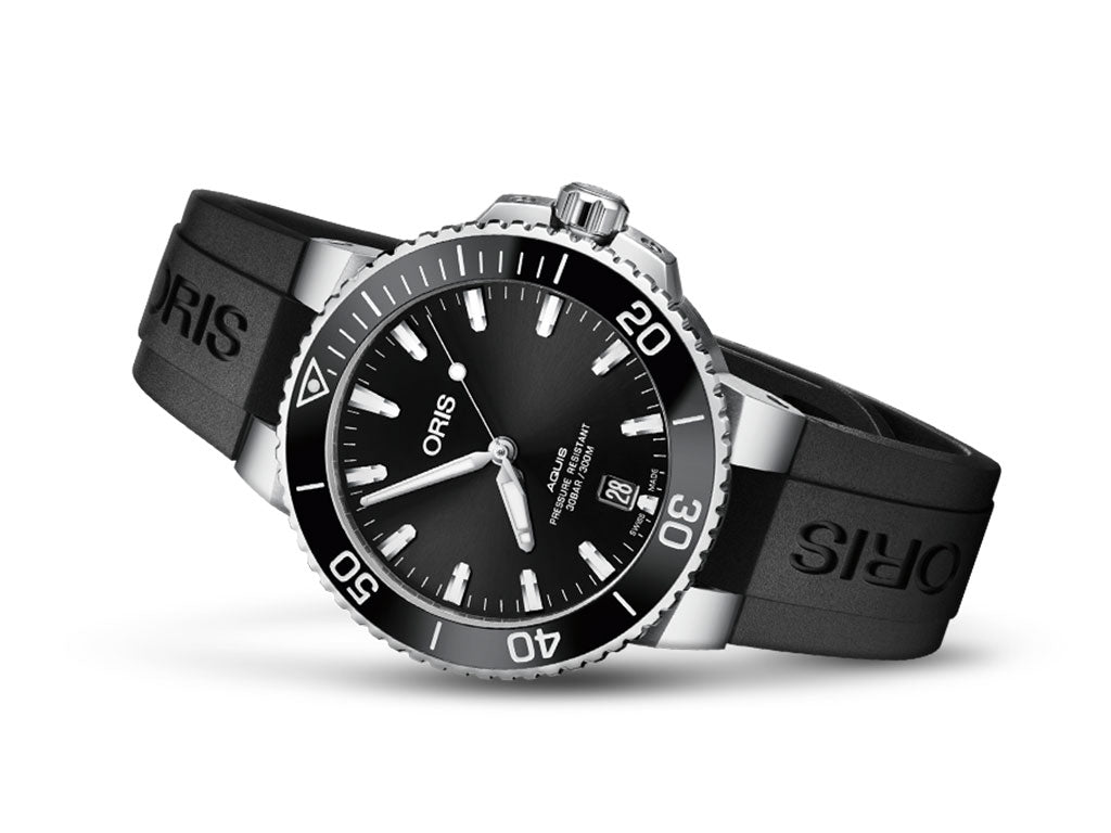 Oris Aquis Date Black Sunburst - Rubber