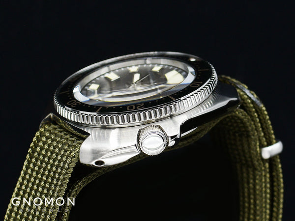 Prospex Professional 200M 1970s Diver's Re-Interpretation Black - Seic –  Gnomon Watches