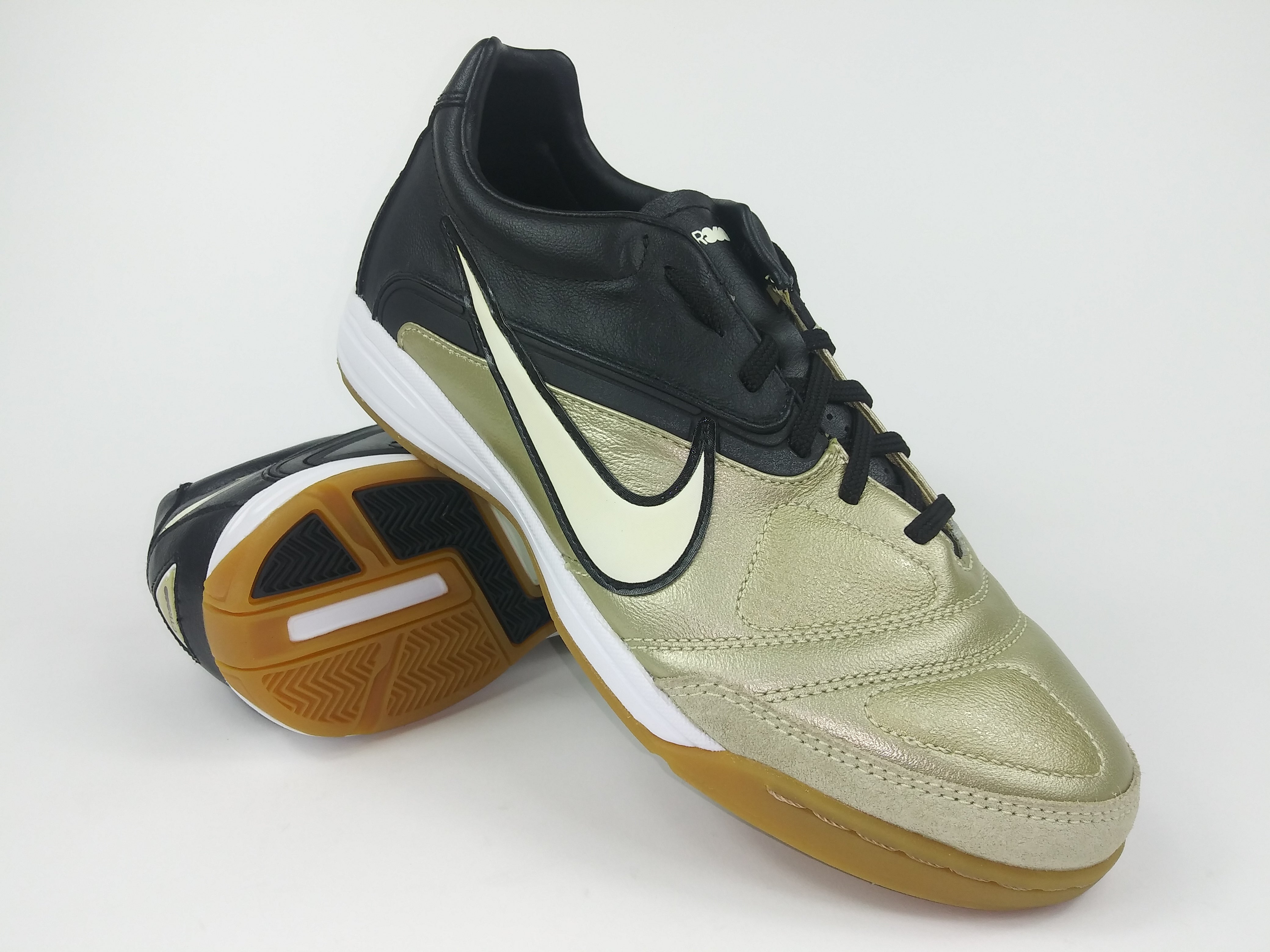 nike ctr360 libretto ii indoor