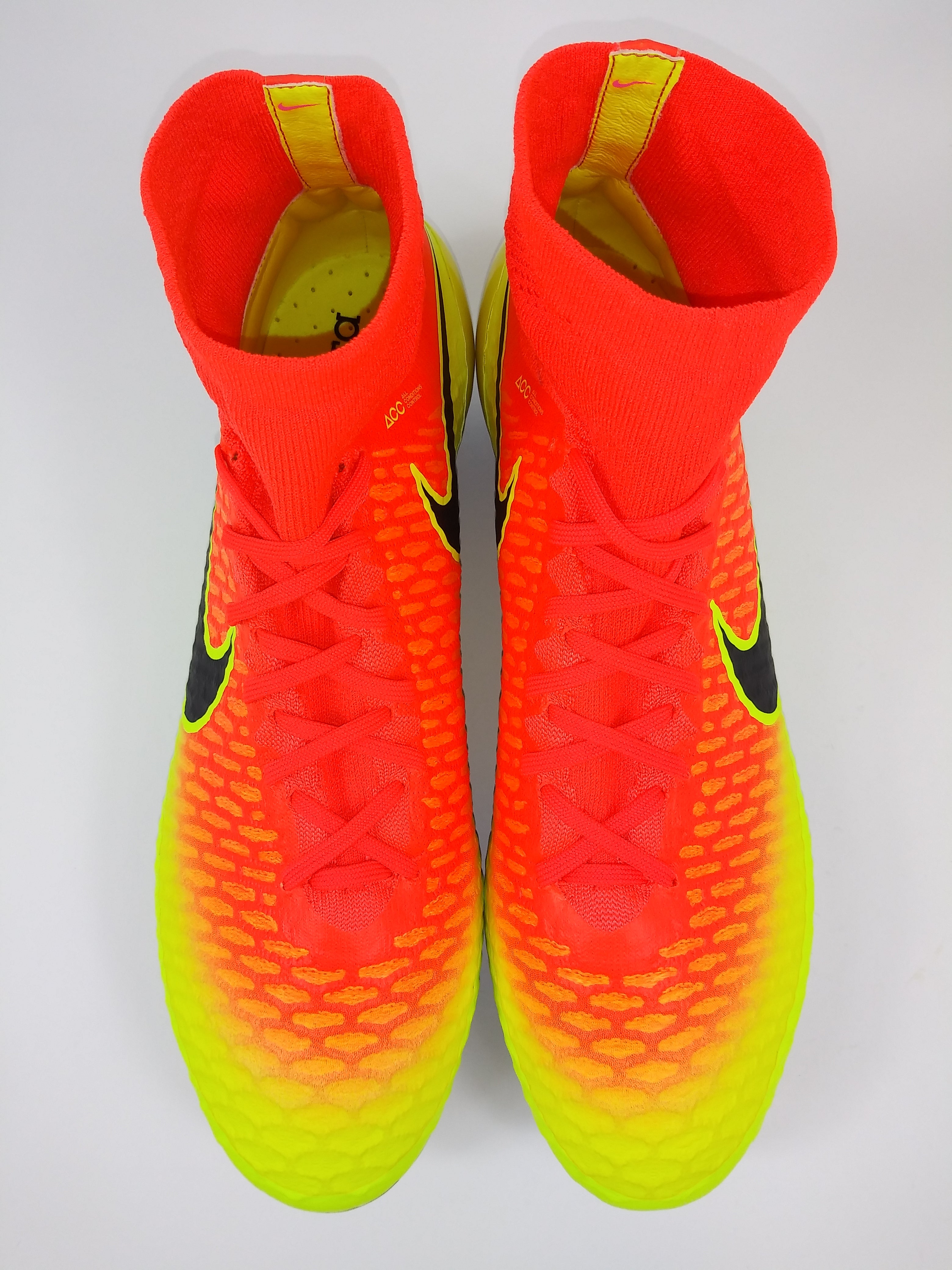 nike magista obra size 13