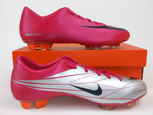 pink and silver nike football boots