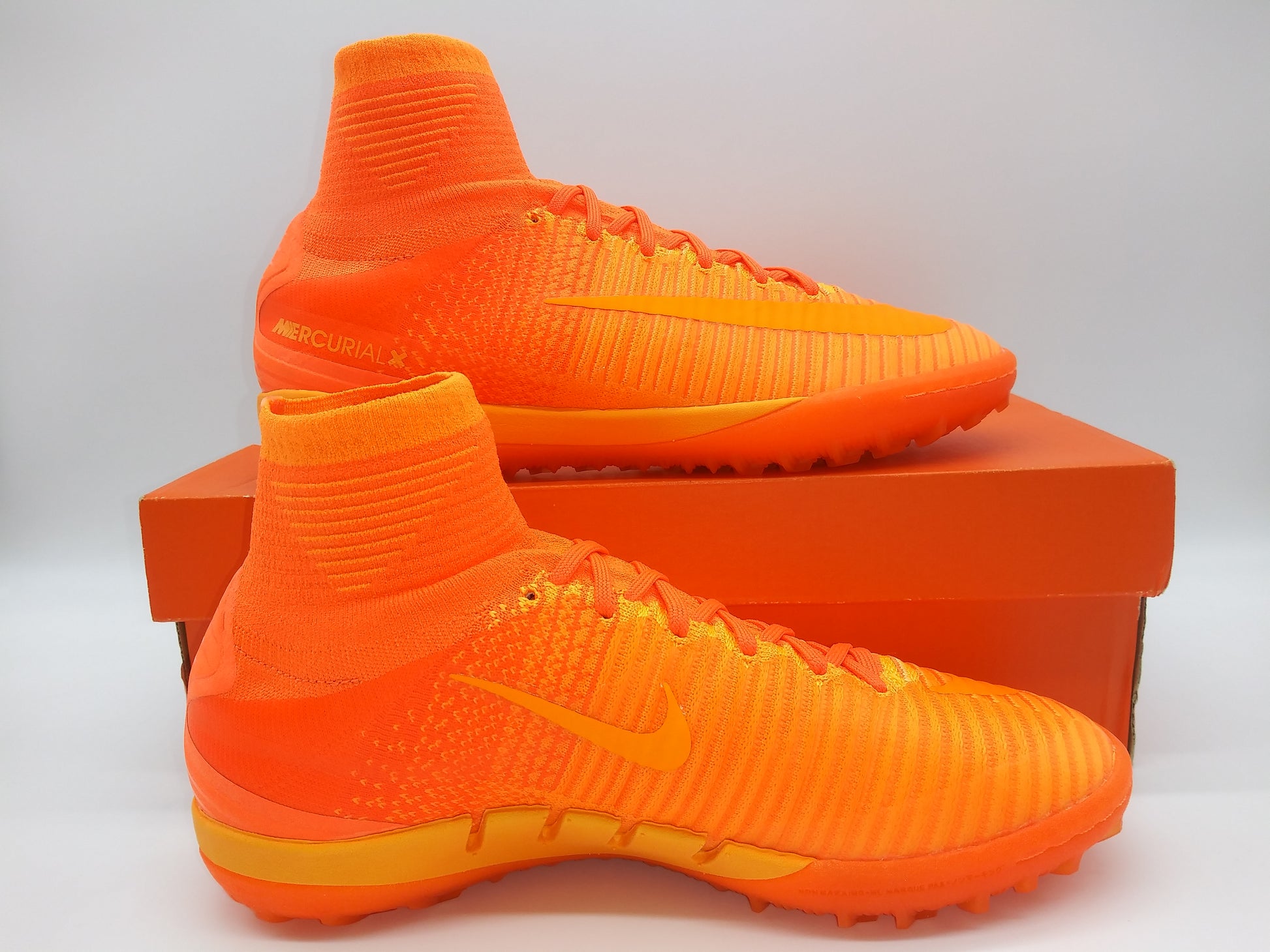 Burlas boleto principal Nike Mercurialx Proximo ll TF Orange – Villegas Footwear
