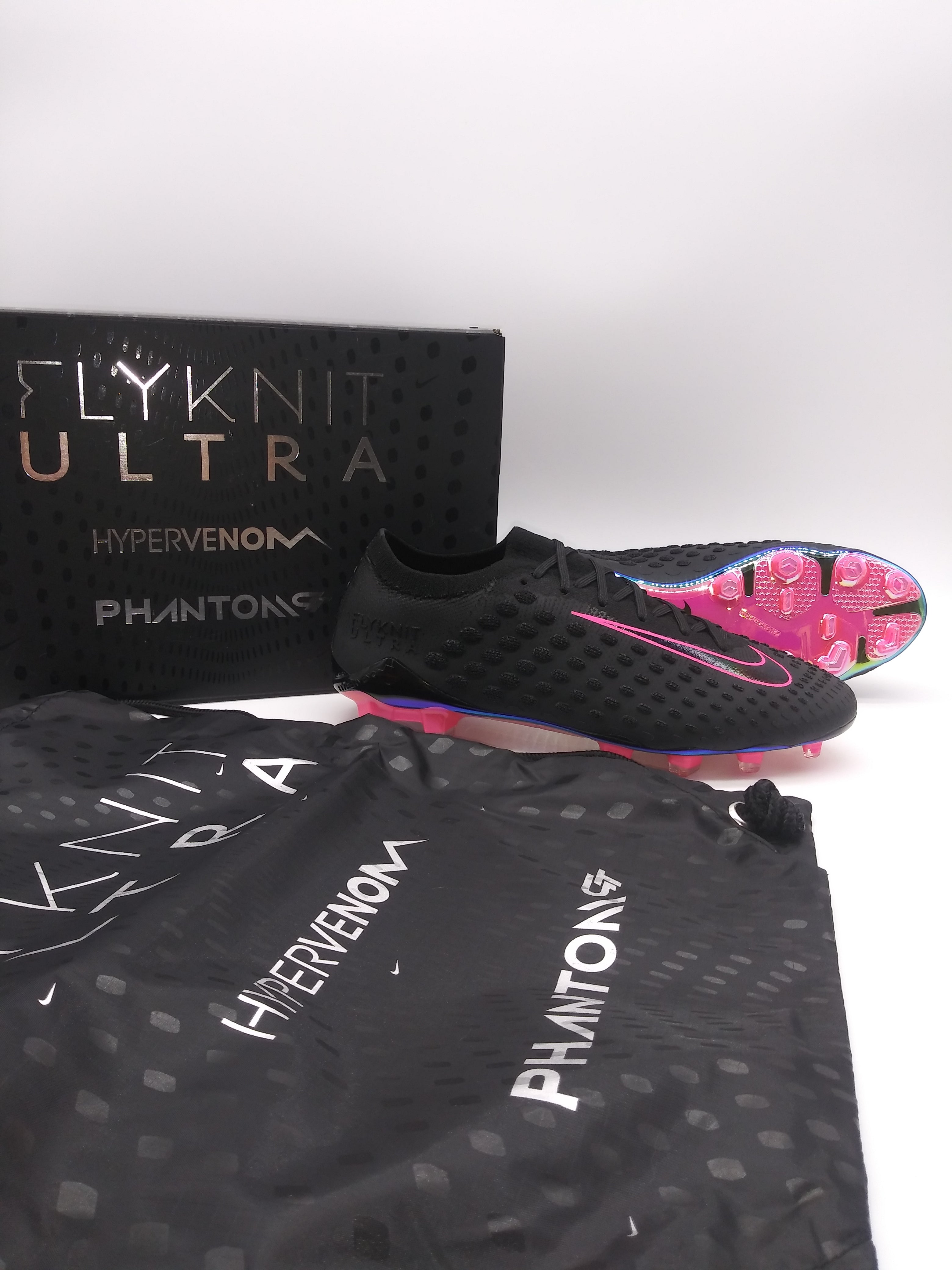 Nike Phantom Ultra Venom FG Black Pink