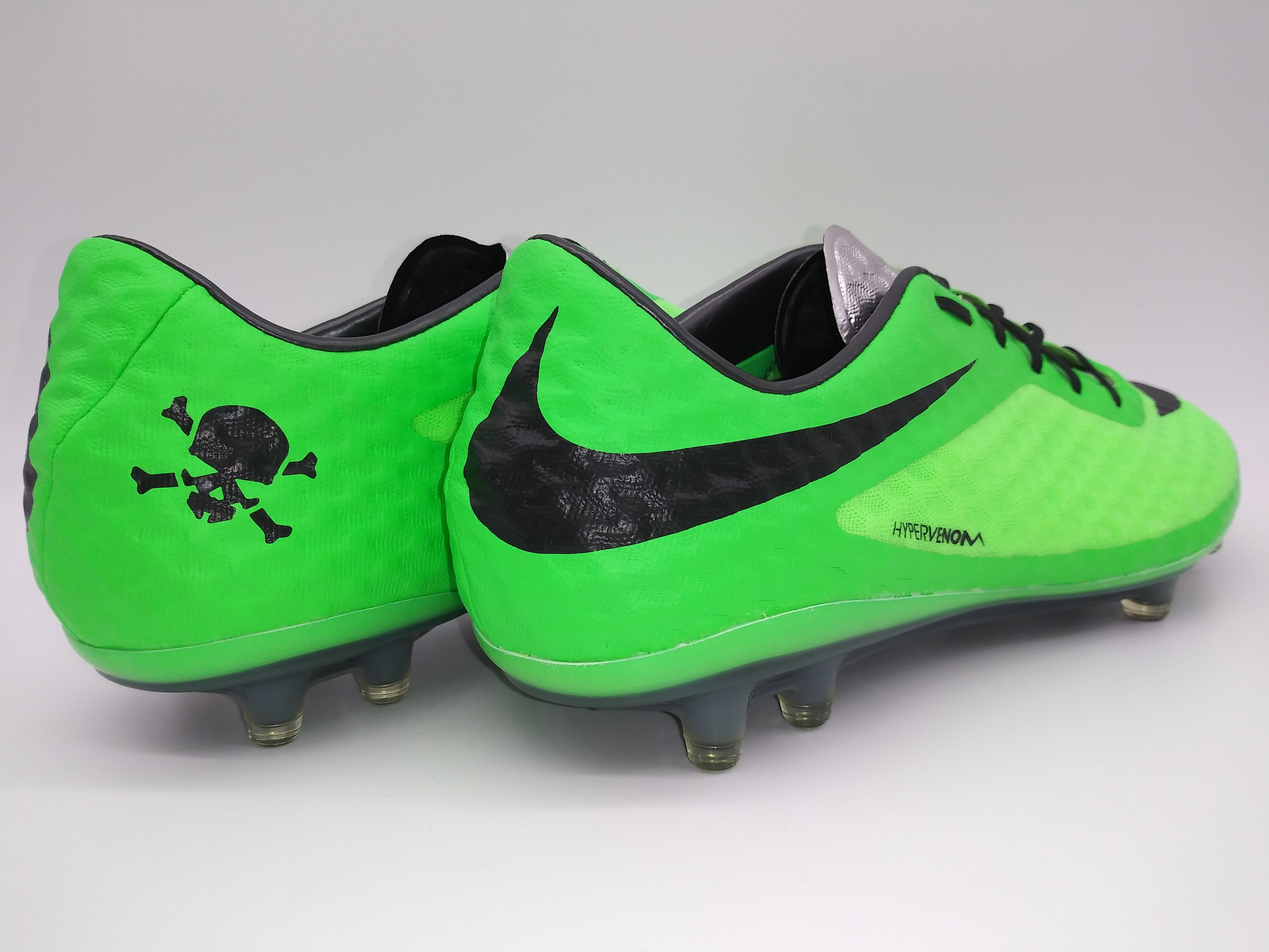 nike hypervenom phantom green black