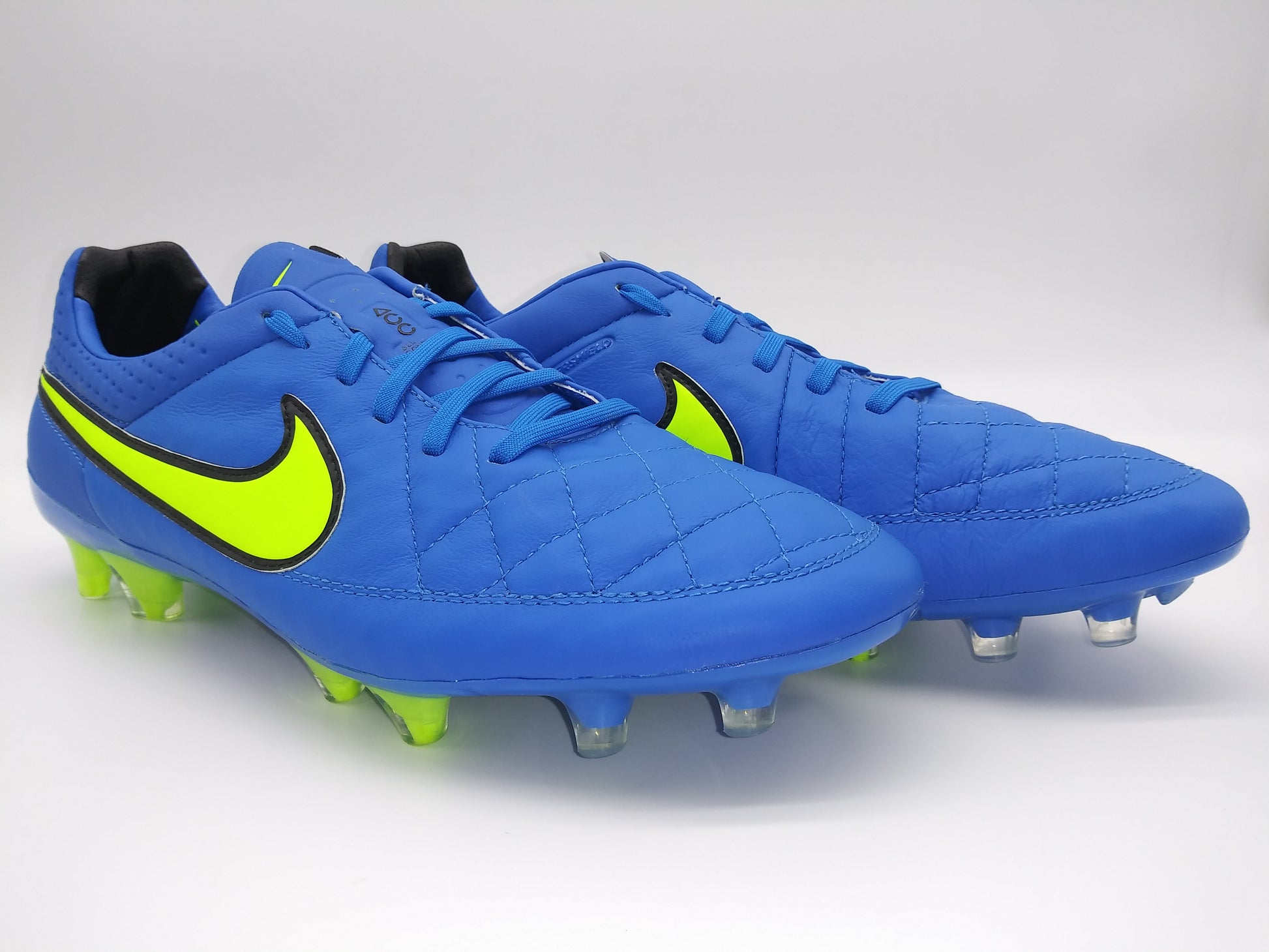 onszelf compleet zien Nike Tiempo Legend V FG Blue Yellow – Villegas Footwear
