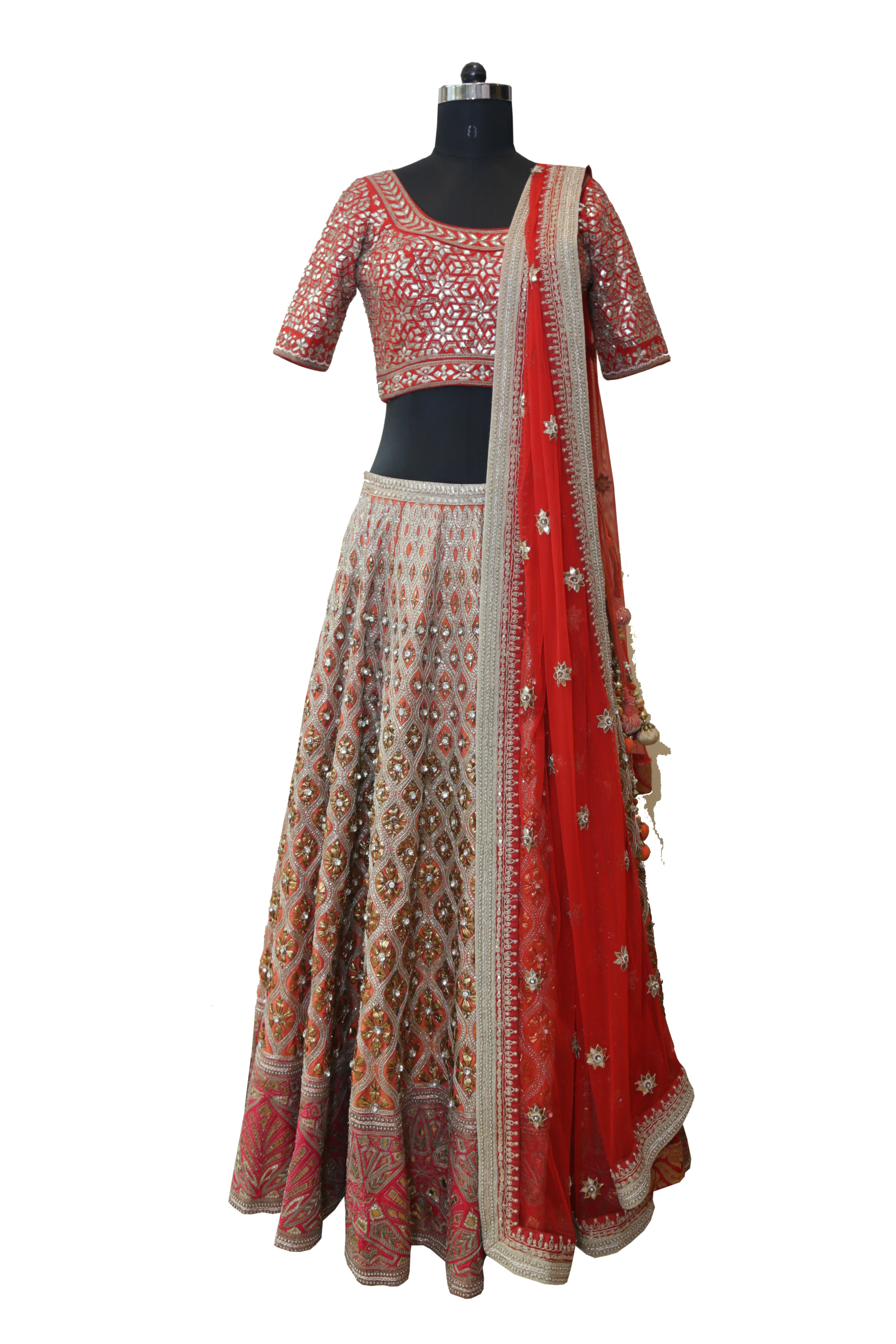 bridal lehenga range 250000