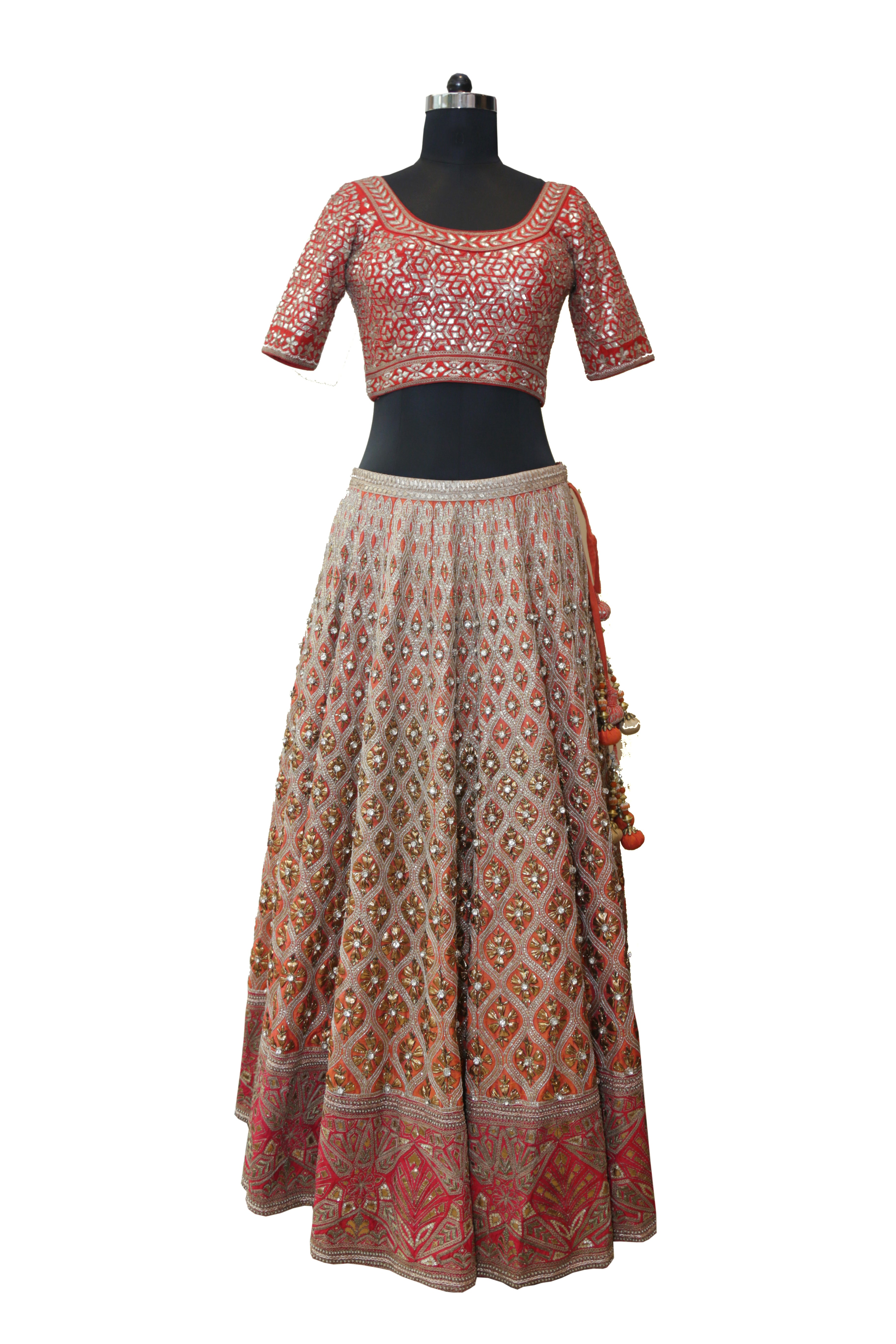 bridal lehenga range 250000