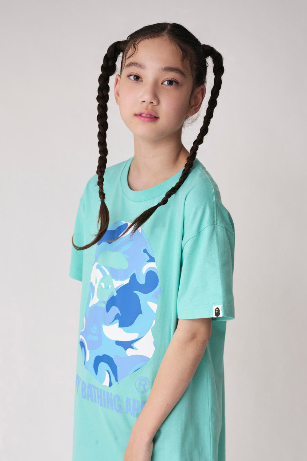 2022 SS KIDS' LOOKBOOK | us.bape.com