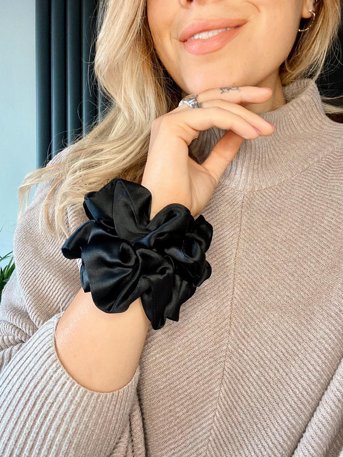 Pack Of 2 Black 100% Mulberry Silk Scrunchies
