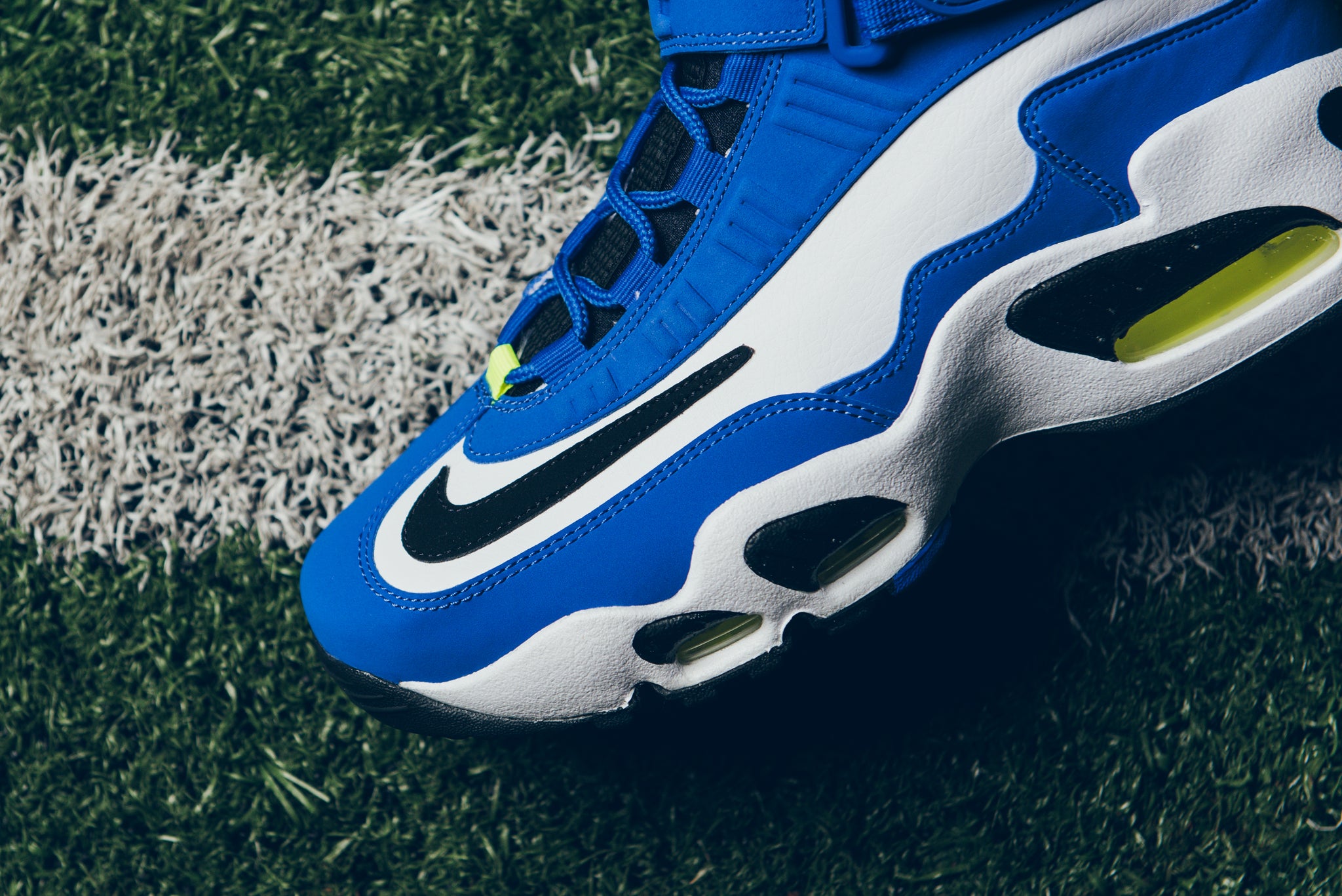 nike air griffey max 1 royal blue volt mens