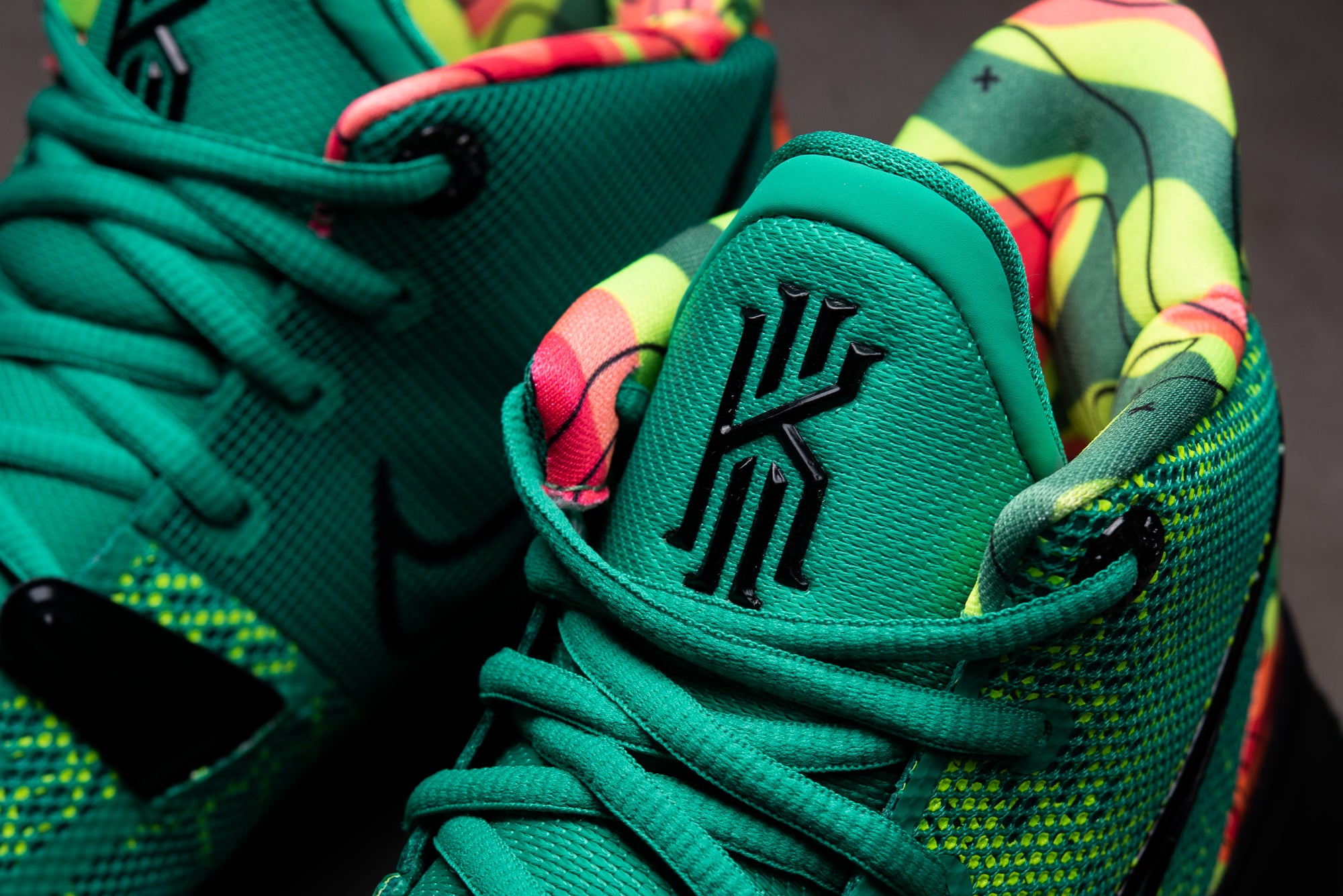 Kyrie 7 кроссовки. Найк Кайри 7. Nike Кайри Ирвинг 7. Кайри Ирвинг 7 кроссовки. Nike Kyrie 7 Weatherman.