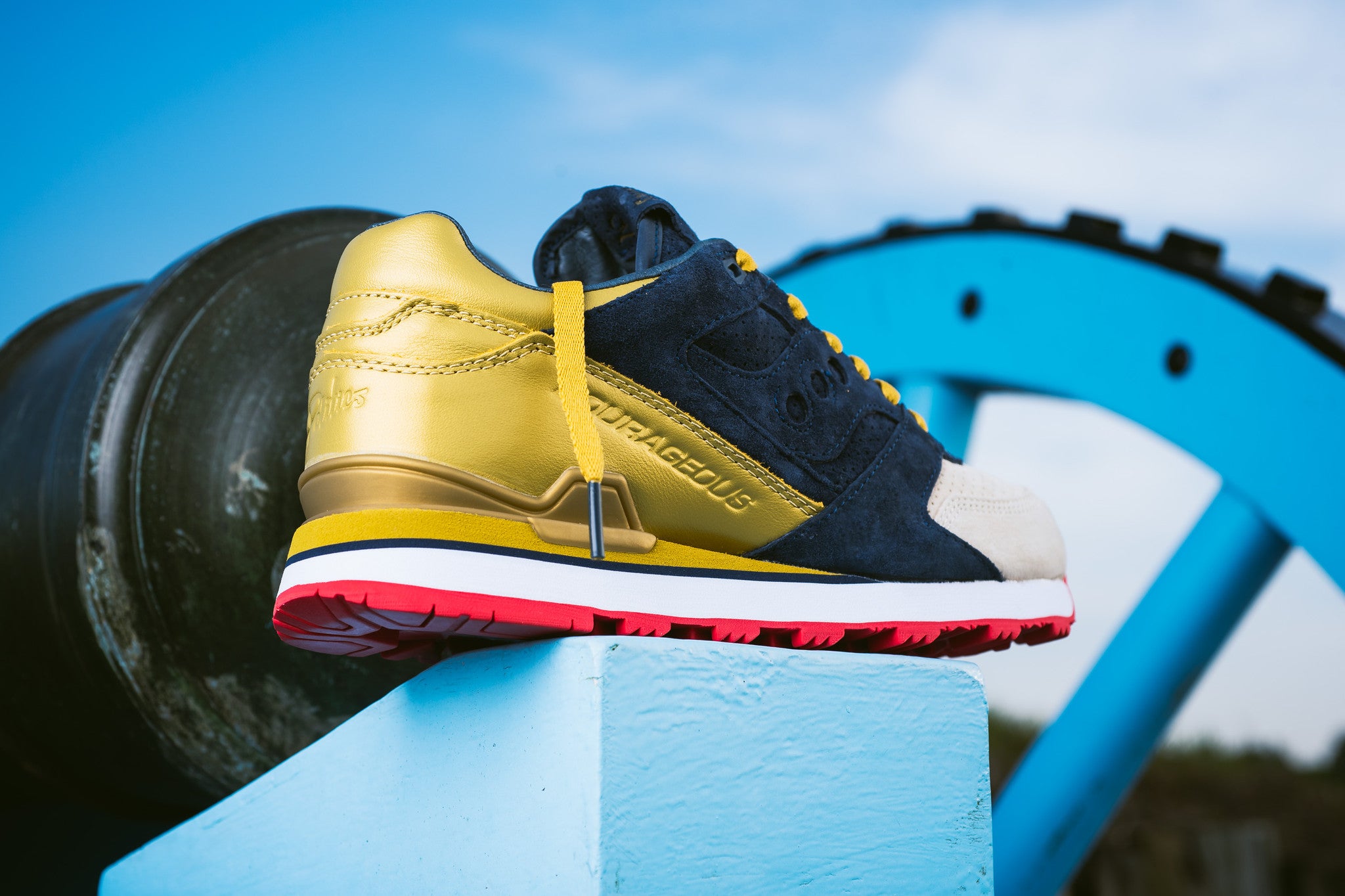 x Saucony Battle of New Orleans 