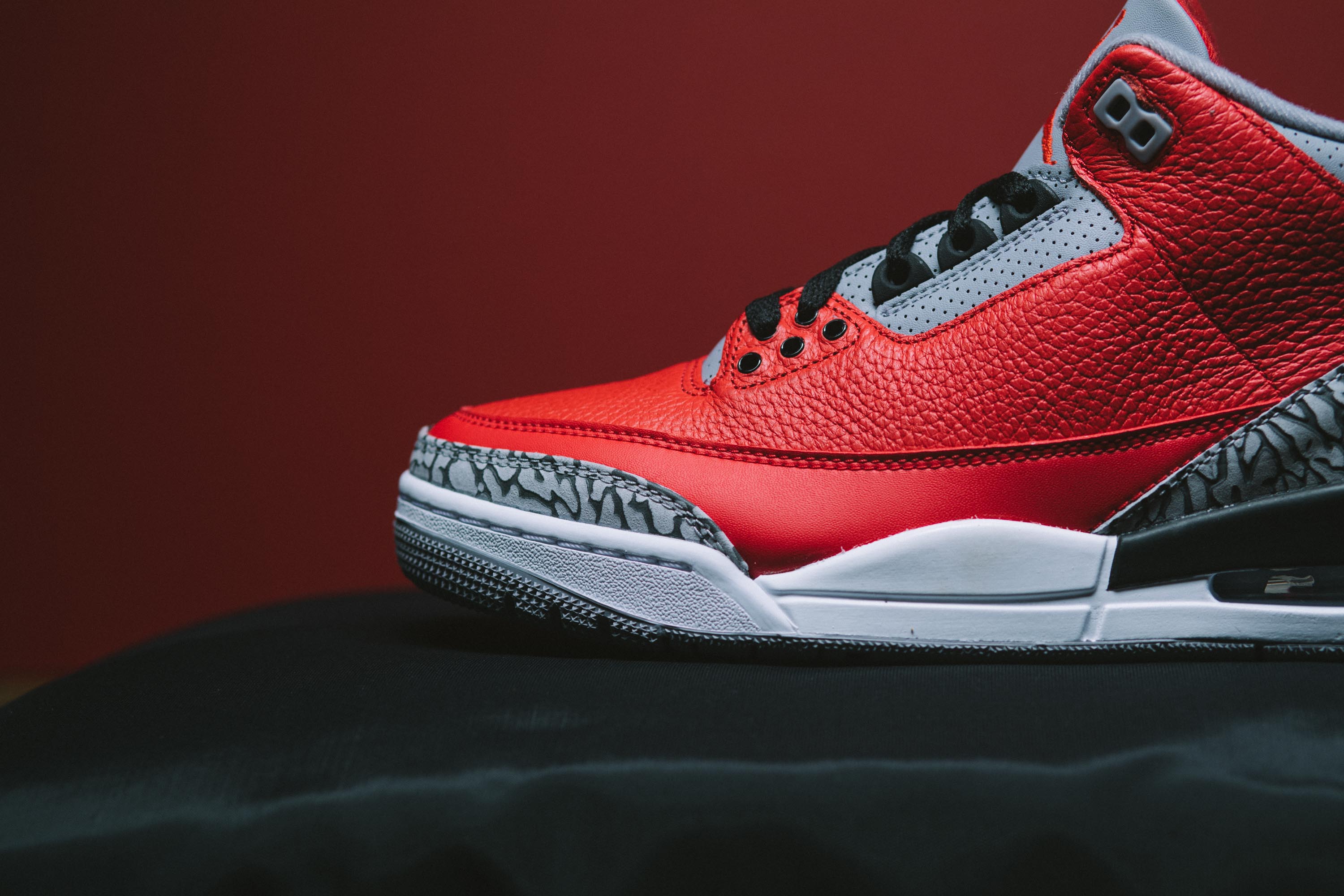 Air Jordan 3 Retro Se Unite Sneaker Politics