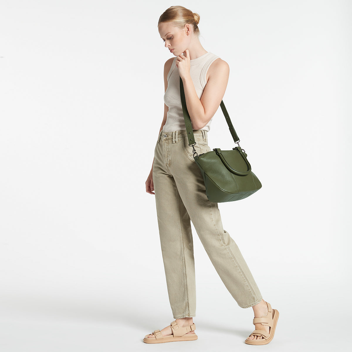 Eyes To The Wind Women's Khaki Leather Bag | Status Anxiety®