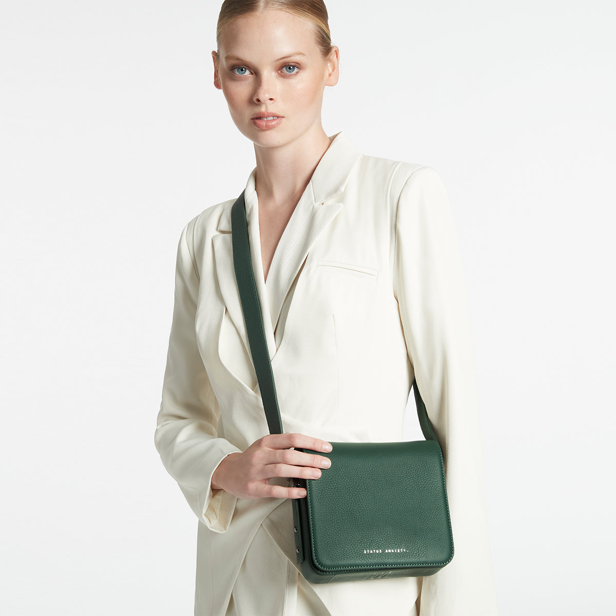 Want to Believe Women's Green Leather Bag | Status Anxiety®