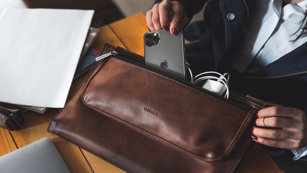 Business Koyu Kahve 13 inç MacBook Çantası