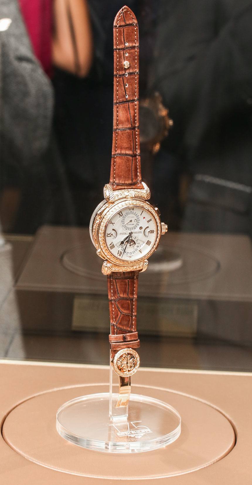 El reloj ,as caro del mundo expuesto en un museu.