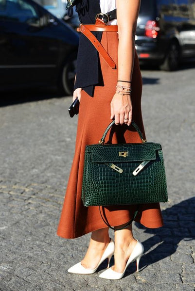 Is an Hermes Kelly or Birkin the Best Style for Me? - The Vintage Contessa  & Times Past