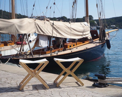 Folde taburet på havn i genbrugssejl