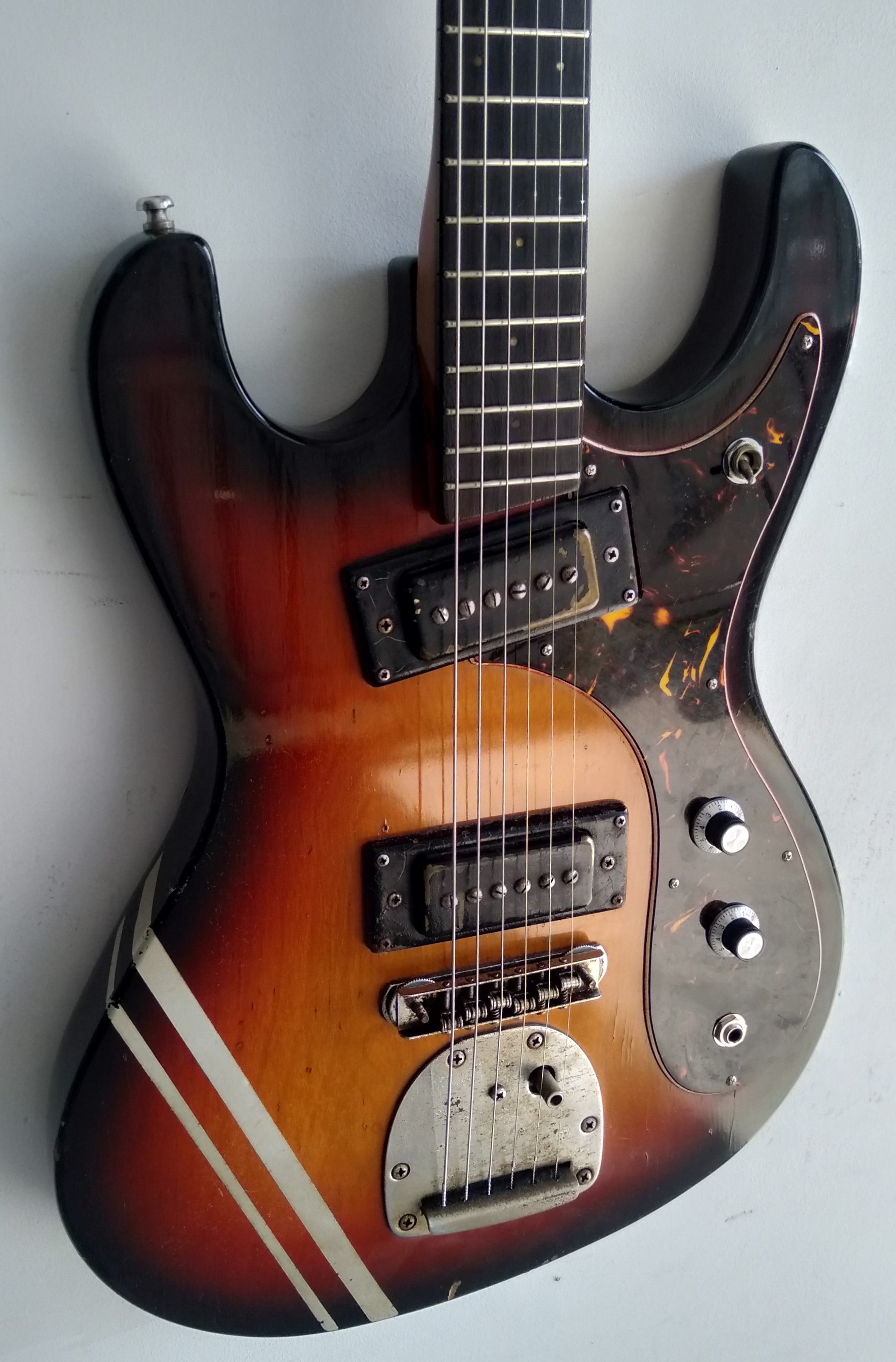 Guyatone LG-127T 1960's – Tym Guitars Online