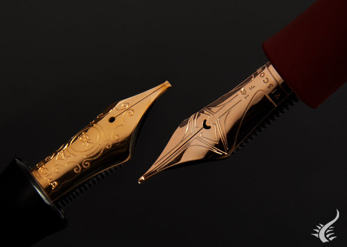 Visconti Divina Bordeaux Matte con plumín 14k y Aurora Dante Inferno con plumín 18k