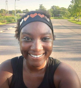 Woman in Ponya Bands' Bamboo Terry Lined Sweatband