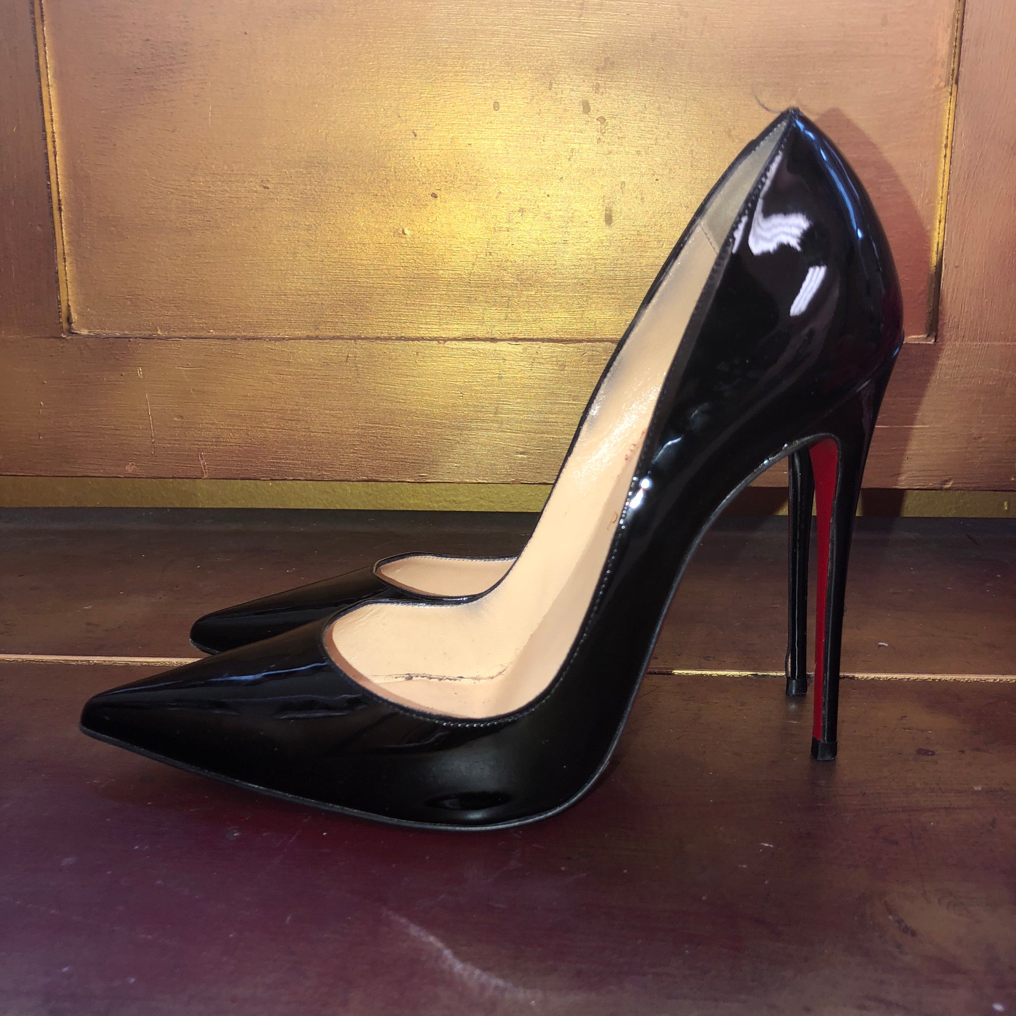 black so kate christian louboutin