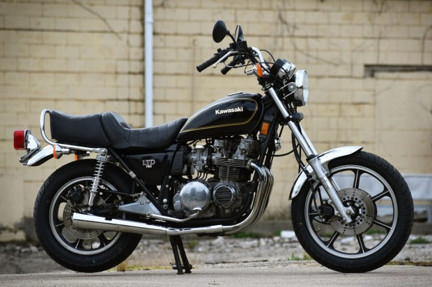 Unveiling the 1982 Kawasaki Z750 Classic Bike: A Pristine Piece of  Motorcycle History! 