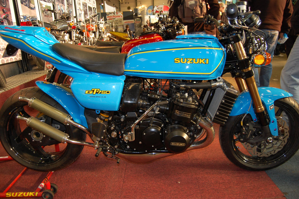 Liquid Cooled Pioneer: The Suzuki GT750 – Old Bike Barn